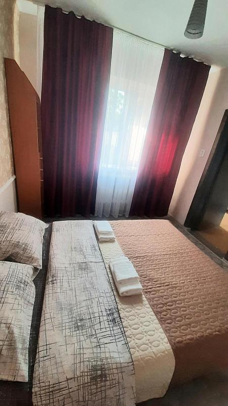 Guest House - Гостевой Частный Дом 第聂伯罗彼得罗夫斯克 外观 照片